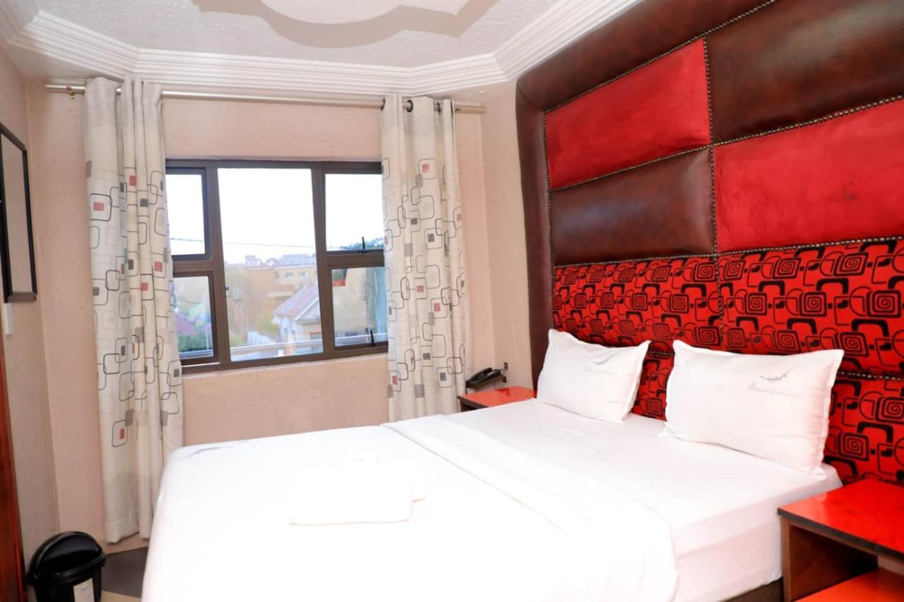 Yeoville Hotel Johannesburg Exterior photo
