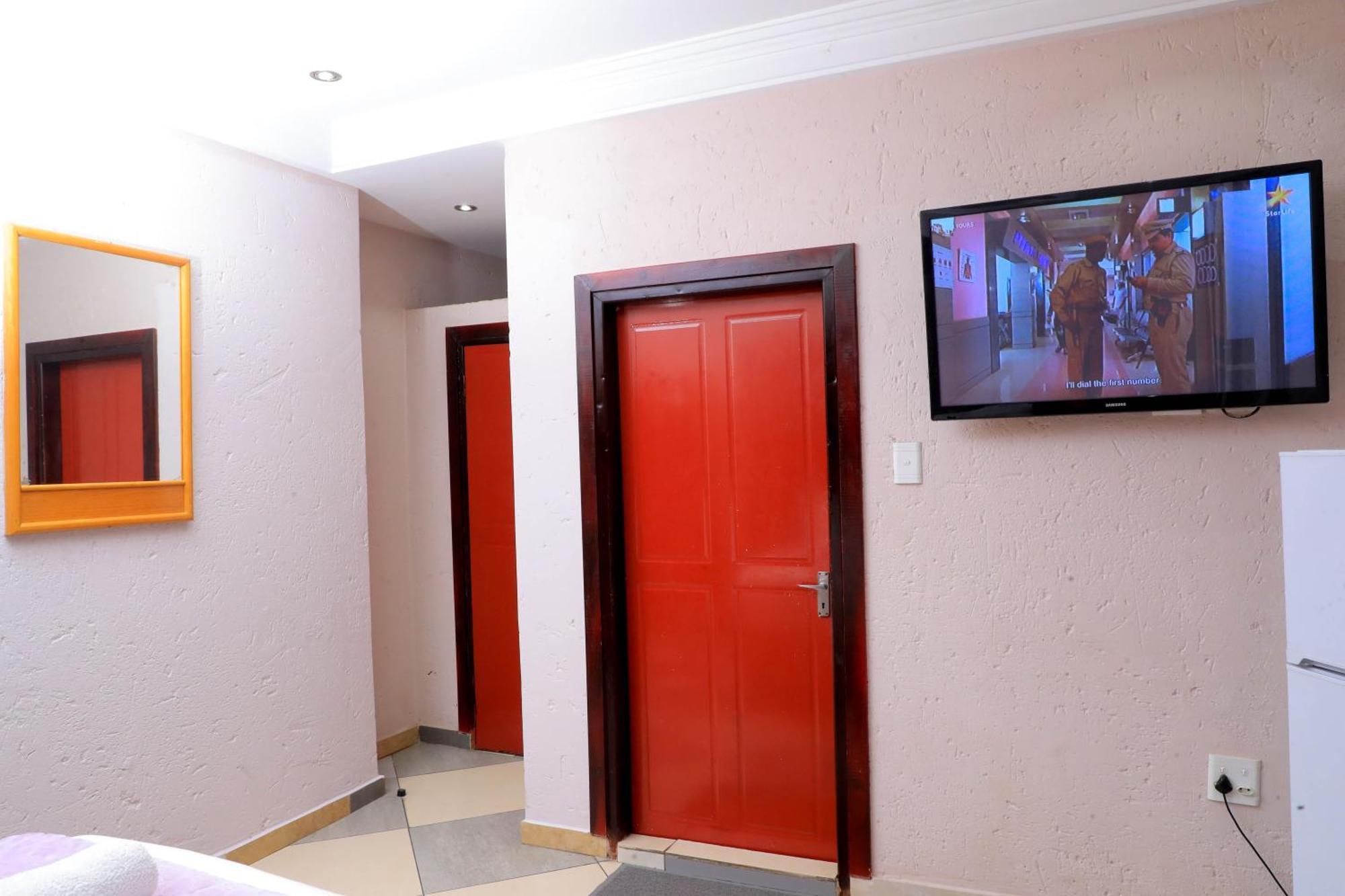 Yeoville Hotel Johannesburg Exterior photo